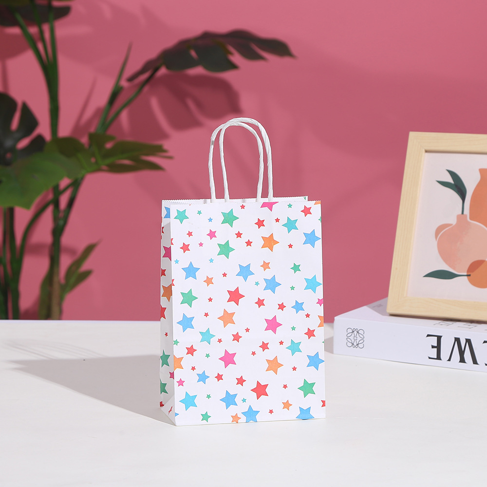 30枚入り ストライプ柄 クラフト紙 ギフトバッグ 星柄 結 - Baby Zebra Clothing のレビューと価格