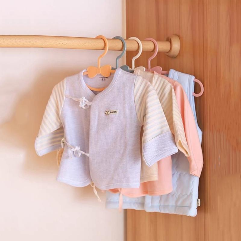 12個入りベビーキッズ用洋服ハンガーセット、耐久性のある滑り - Baby Clothing Display のレビューと価格