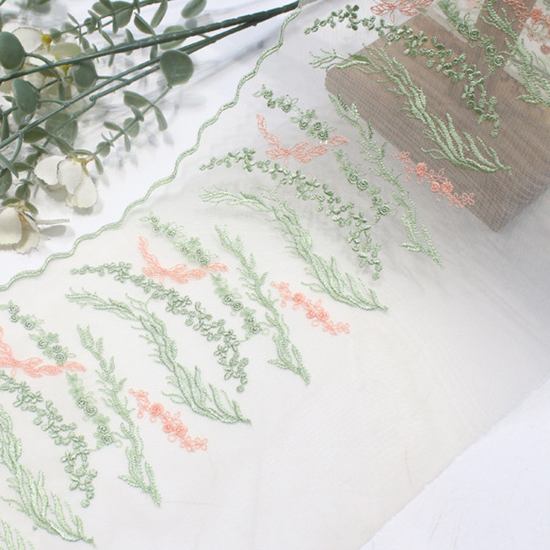 1ロット/31ヤード高品質ヌードソフトチュール花柄刺繍レース - Baby Clothing High Quality のレビューと価格